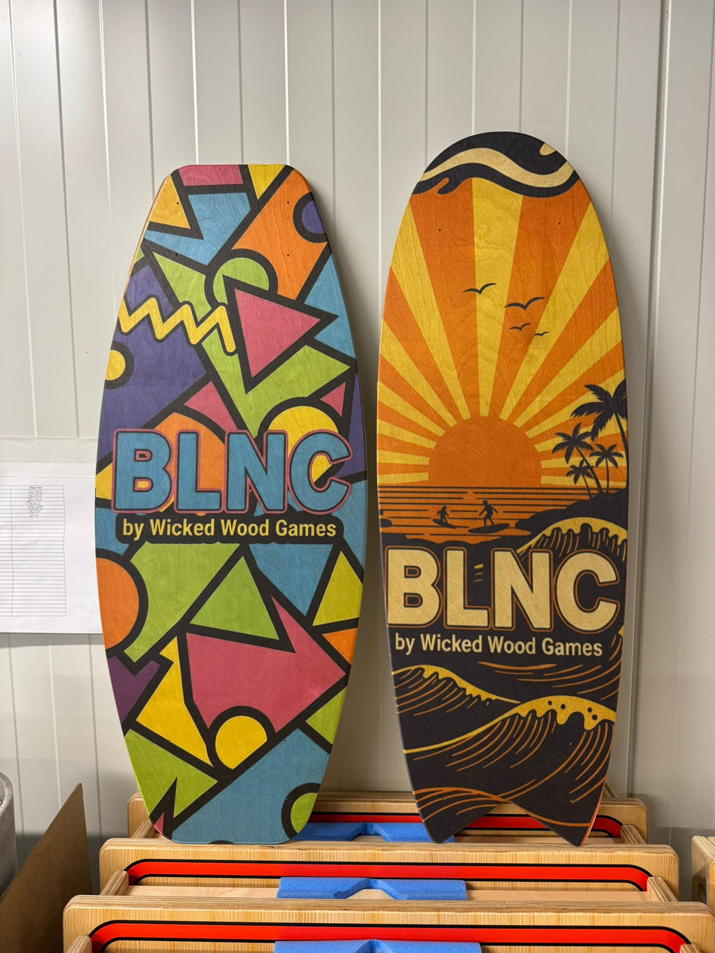 Personalisiertes Balance Board aus Holz mit eigenem Design im Full-Color UV-Druck von BLNC